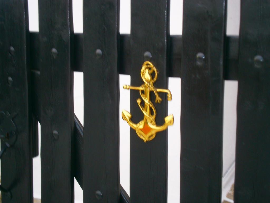 Apartment Anchor αpartments